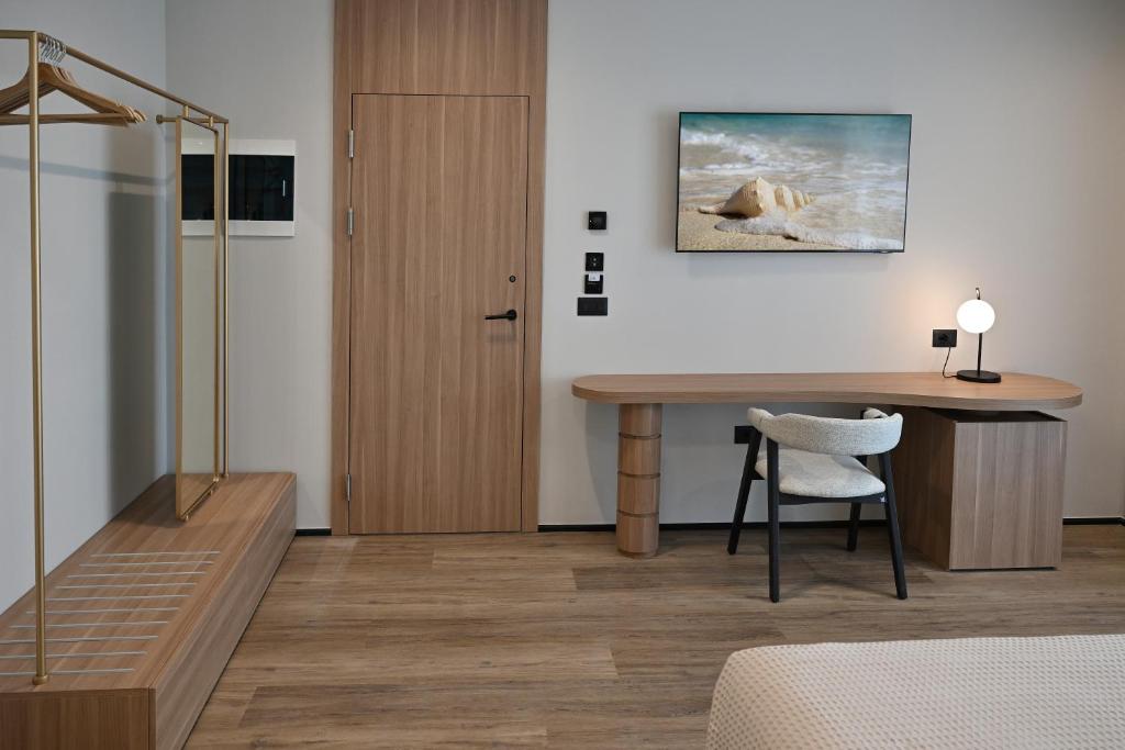 Deluxe Room 1